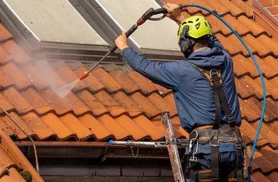 Démoussage et hydrofuge de toiture à Léning